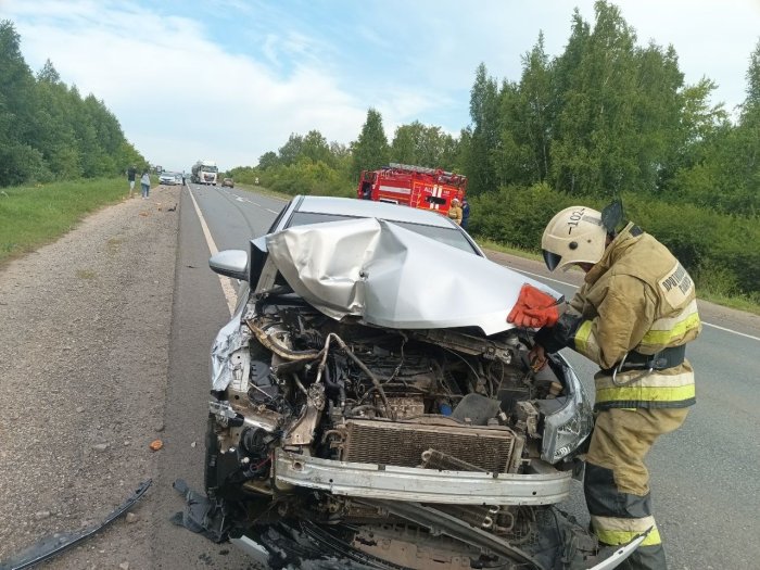 Попутное столкновение двух автомобилей произошло в Похвистневском районе