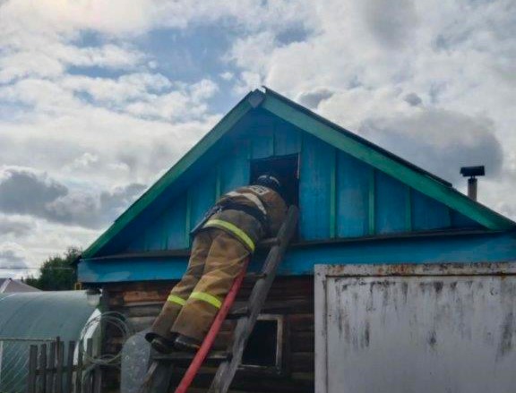 В выходные в селе Петровка Борского района произошел пожар