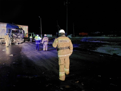 Ночное дорожно-транспортное происшествие в Елховском районе с участием большегрузов с разливом топлива
