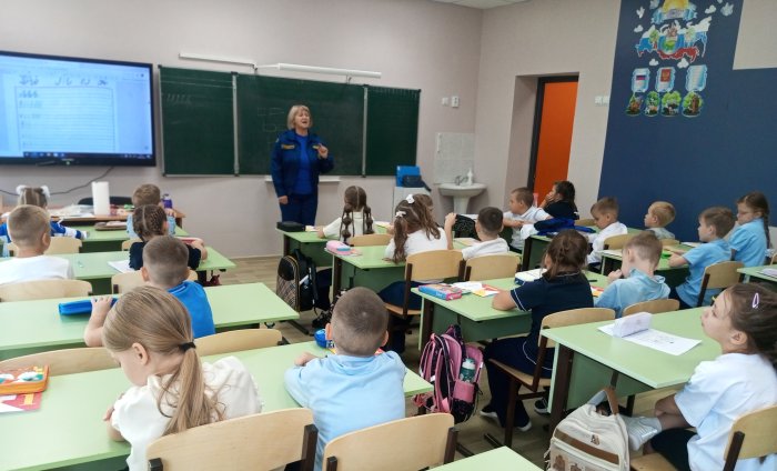 В приволжских школах состоялись Уроки мужества, направленные на формирование у детей культуры безопасного поведения
