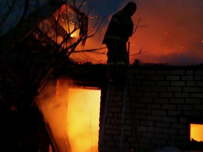 Ночной пожар в Похвистневском районе