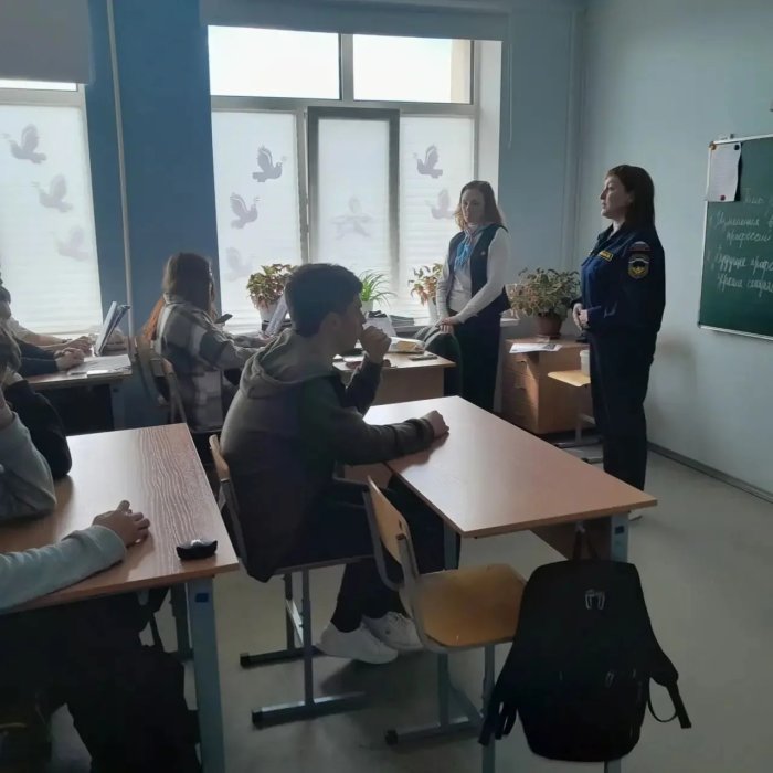 В Кинельском и Ставропольском районах прошли открытые уроки, приуроченные к 40-летию со дня трагедии на Чернобыльской АЭС. 