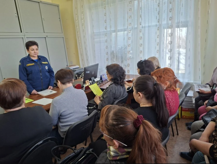 В Исаклинском районе проходят профилактические беседы о мерах пожарной безопасности