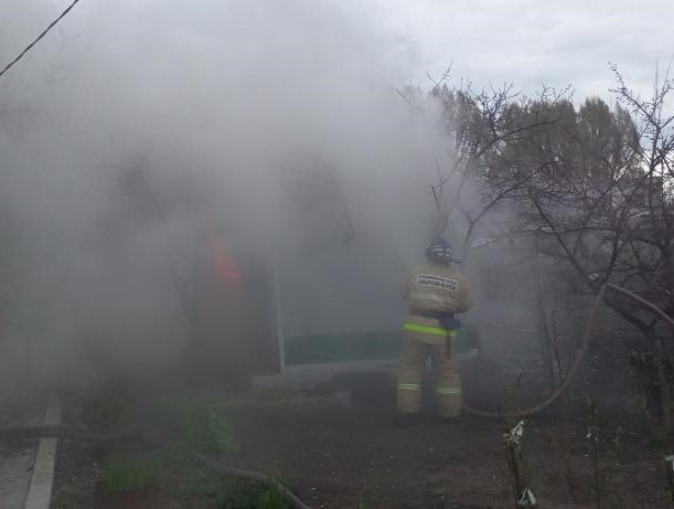 В Приволжском районе произошло возгорание частной бани