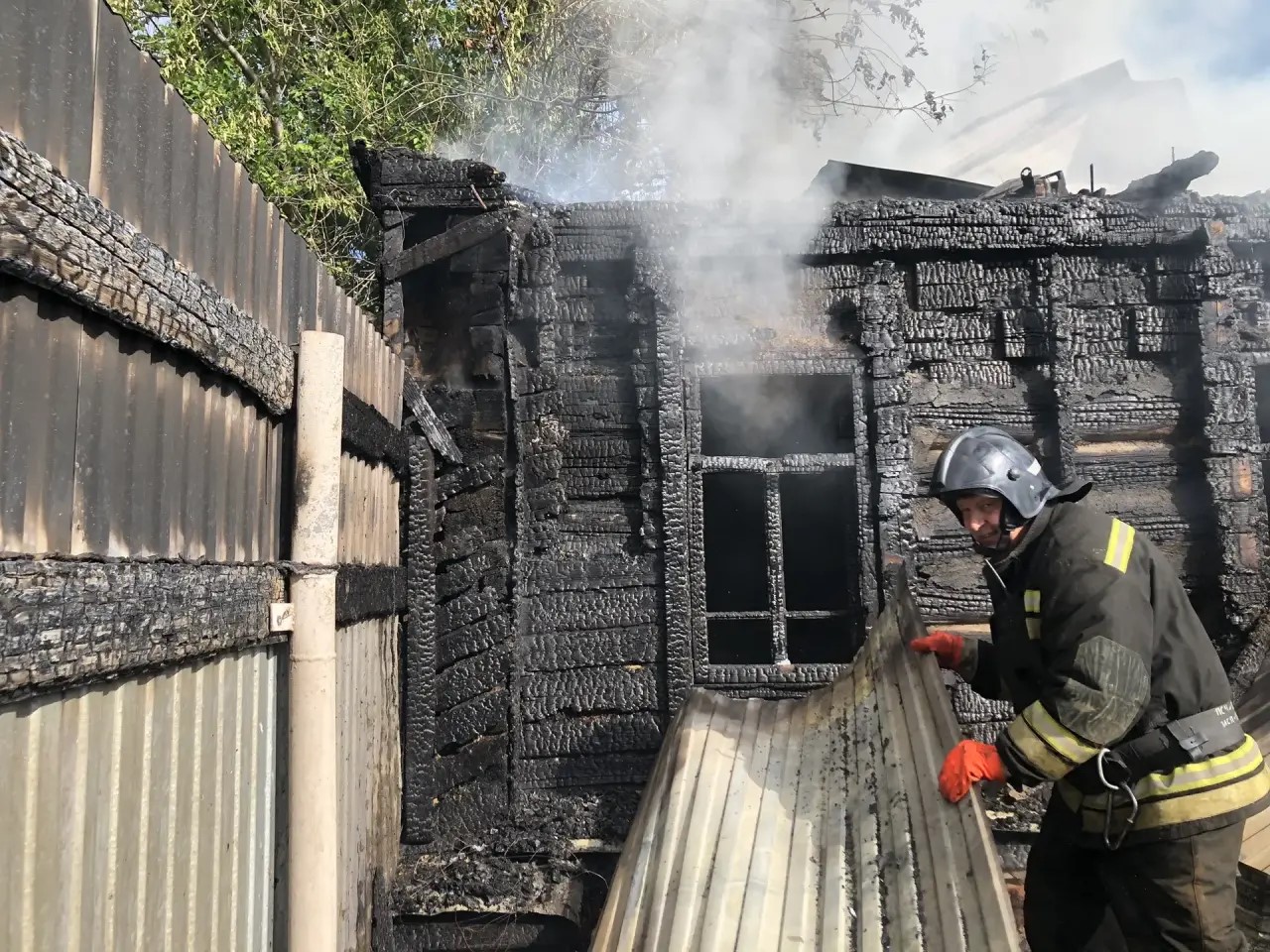 И снова пожар в Волжском районе