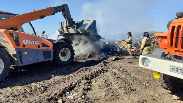 Возгорание мусора в Исаклинском районе
