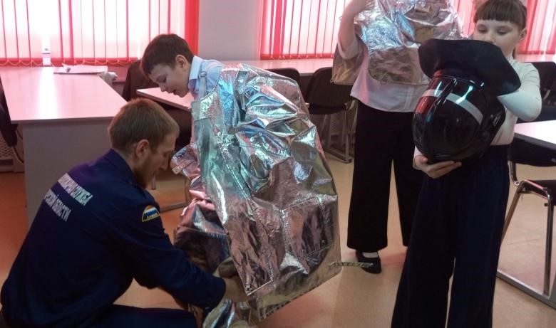 В Приволжском районе в рамках Всемирного дня гражданской обороны проведен открытый урок