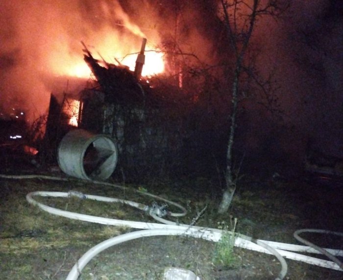 Волжские огнеборцы ликвидировали возгорание на площади 80 квадратных метров  