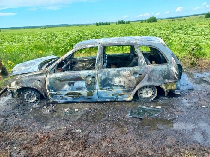 Сегодня в Похвистневском районе горел автомобиль