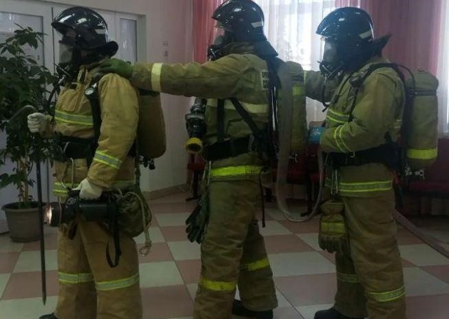 Тренировочное пожарно-тактическое учение прошло в Приволжском районе
