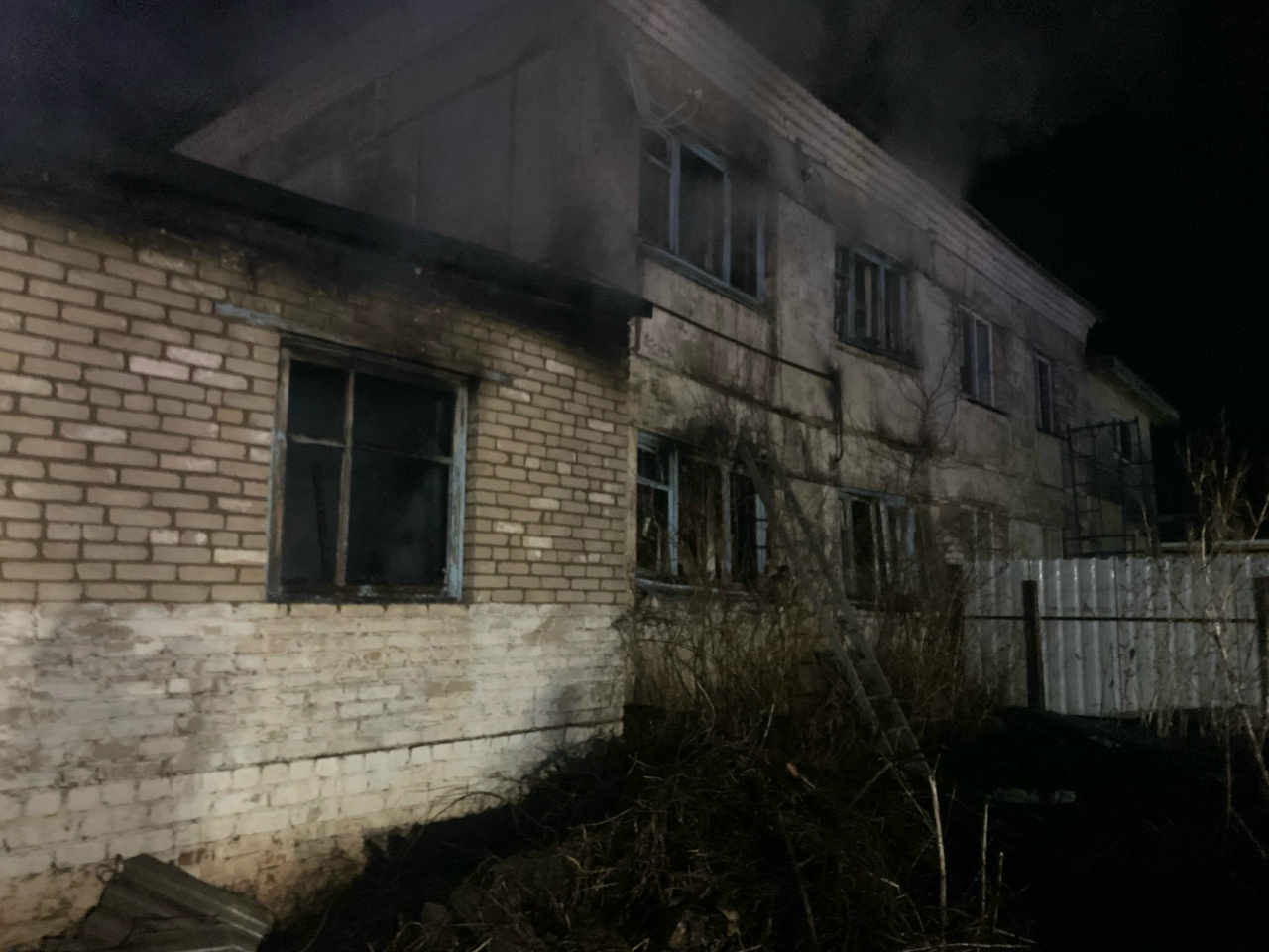 В Кинель-Черкасском районе произошел пожар в многоквартирном доме