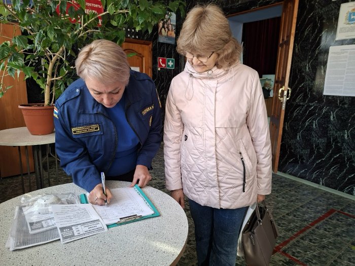 В Челно-Вершинском районе на избирательных участках прошли инструктажи по пожарной безопасности