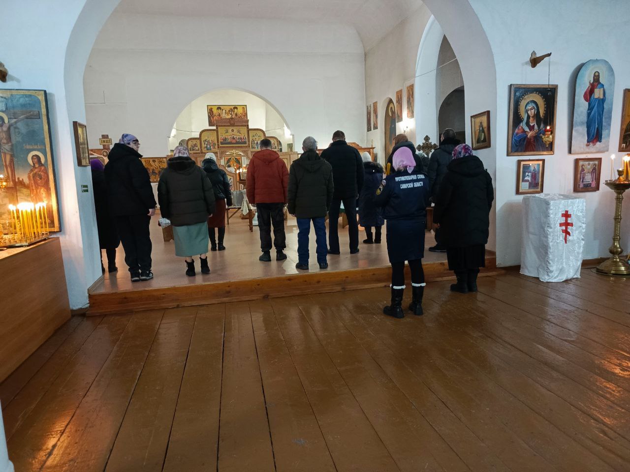 С 18 на 19 января при проведении празднования Крещения Господня в Больщеглушицком, Шигонском, Елховском, Кинельском, Волжском, Борском, Богатовском и Ставропольском районах наши специалисты проводили профилактические мероприятия