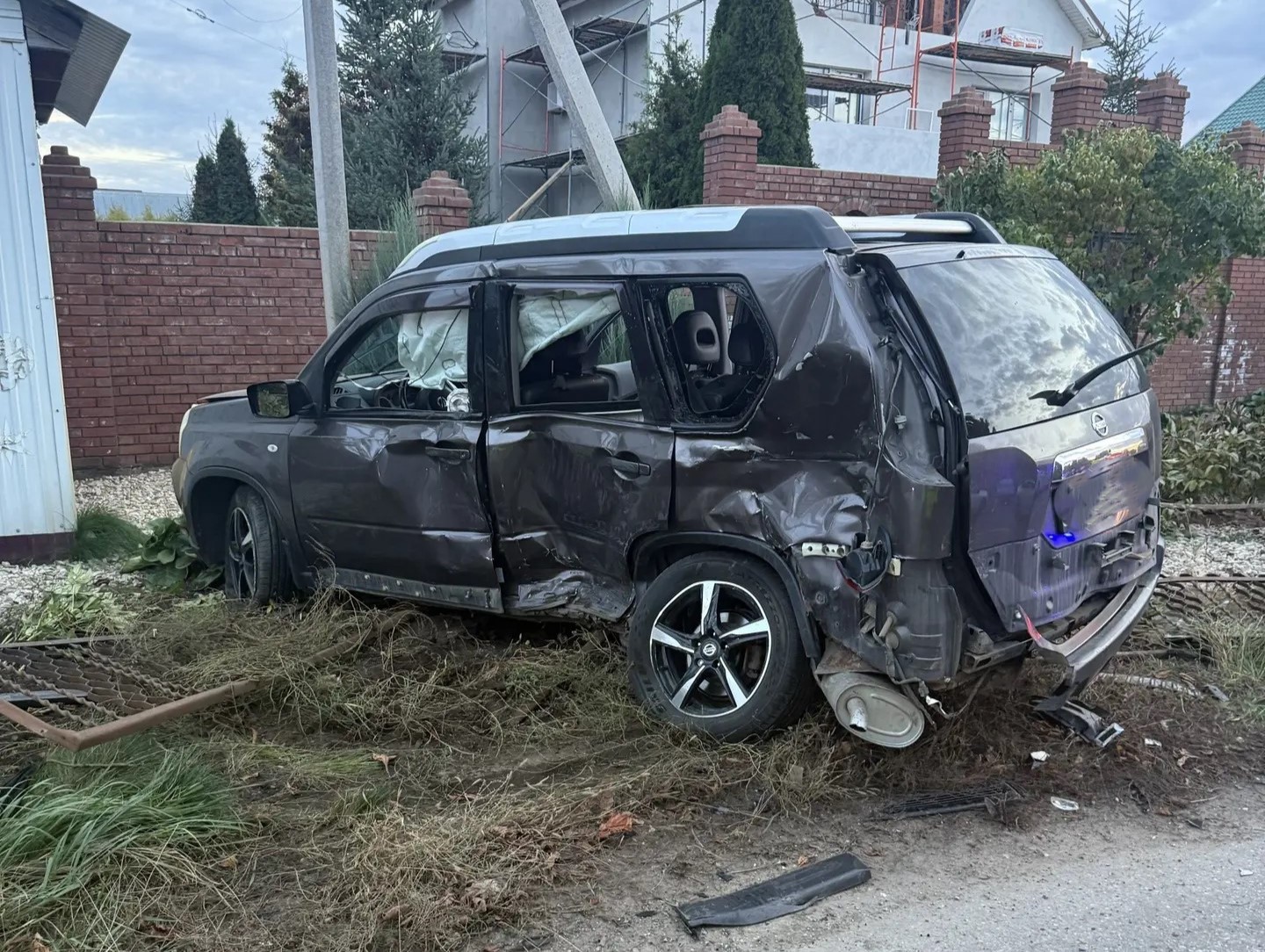 Вчера в селе Подстепки Ставропольского района произошла автоавария