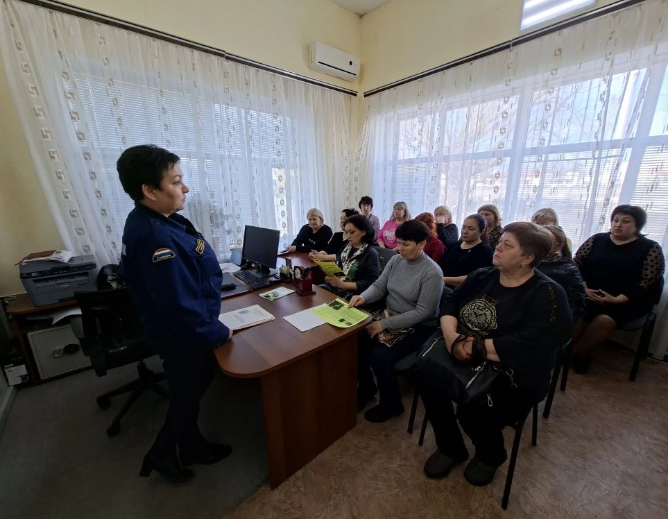 В Исаклинском районе проходят профилактические беседы о мерах пожарной безопасности