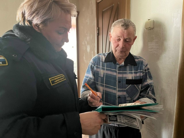 В Челно-Вершинском районе продолжается работа с населением