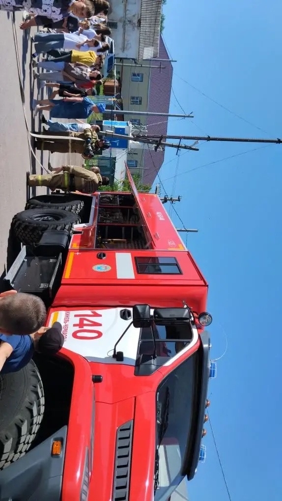 «Сколько весит обмундирование пожарного?..»
