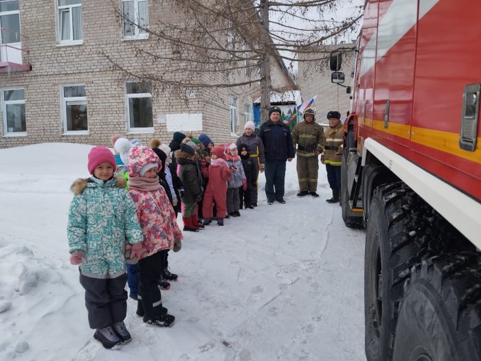 Занятия по пожарной безопасности в детском саду в Новосемейкино