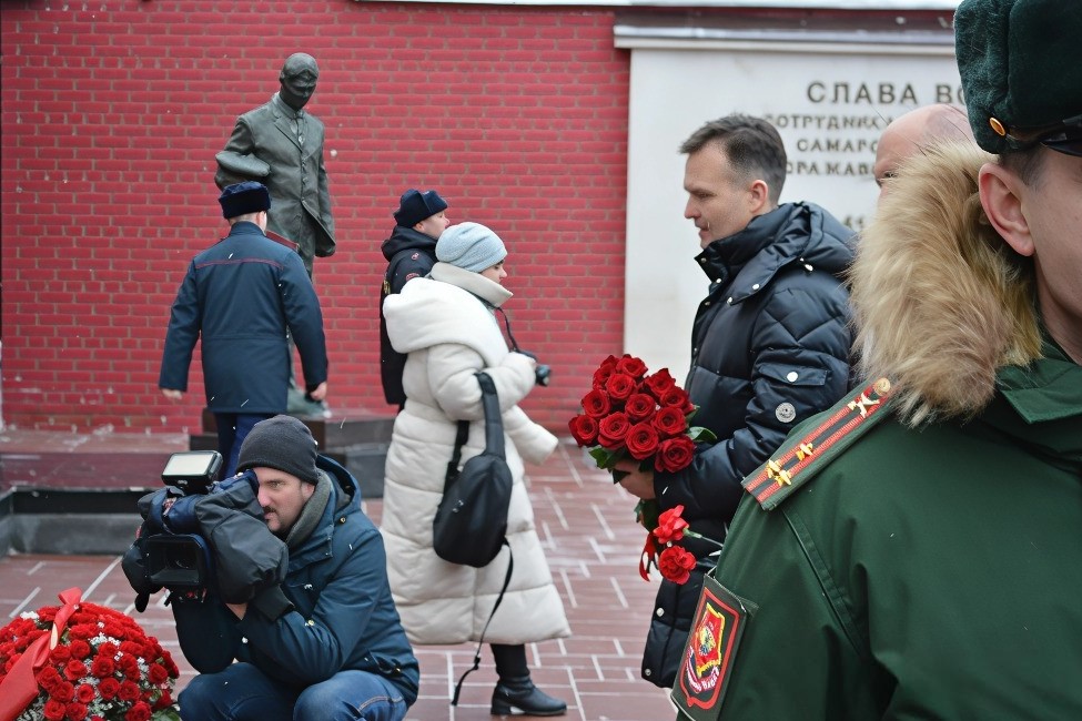 В Самаре почтили память сотрудников ОВД, погибших при исполнении служебных обязанностей