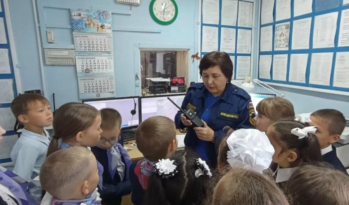 Юные участники движения «Орлята России» познакомились с профессией пожарного