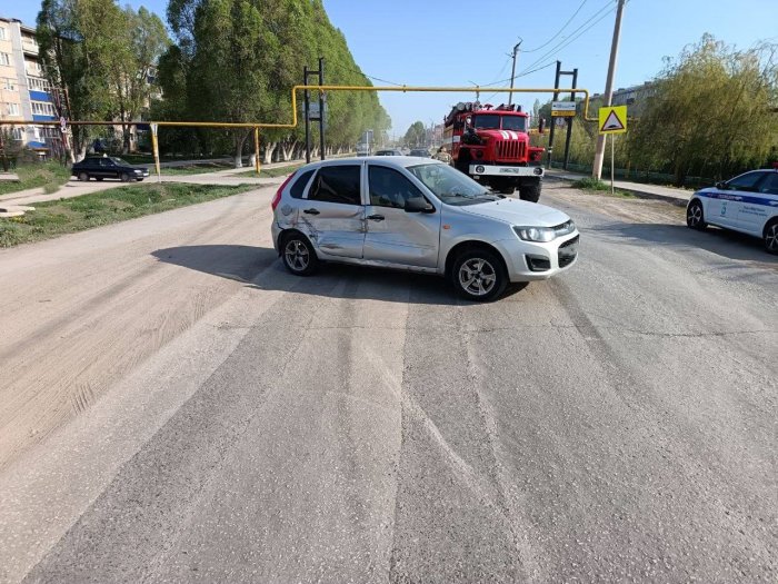 Сегодня утром в поселке Безенчук произошло ДТП