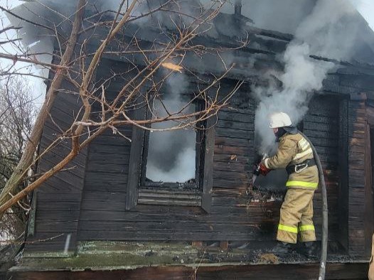 Вчера в селе Новый Буян Красноярского района произошел пожар в нежилом доме