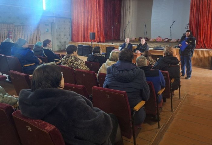 Продолжаются сходы граждан в Богатовском районе