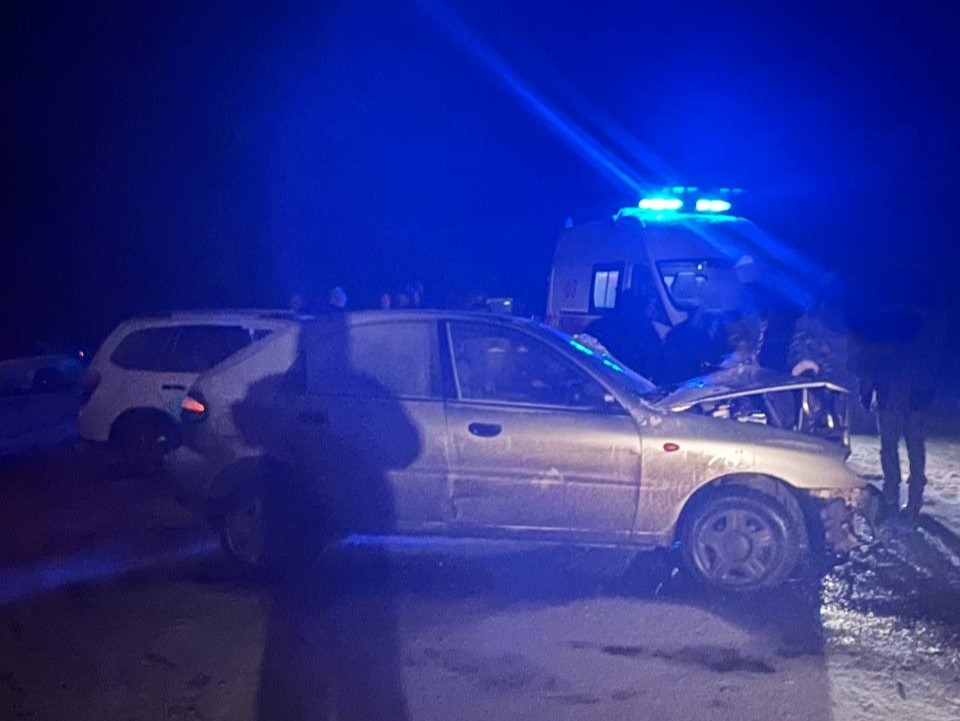 В Ставропольском районе произошло столкновение трех автомобилей