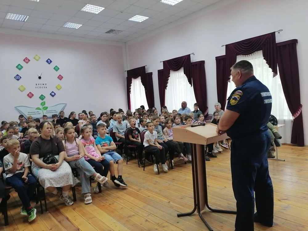 Серьёзный разговор о мужественной профессии пожарного