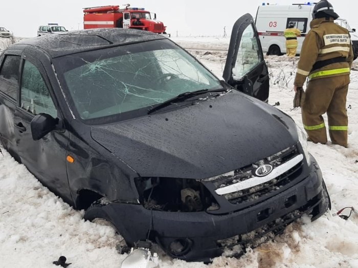 В воскресенье в Клявлинском районе произошло столкновение двух автомобилей