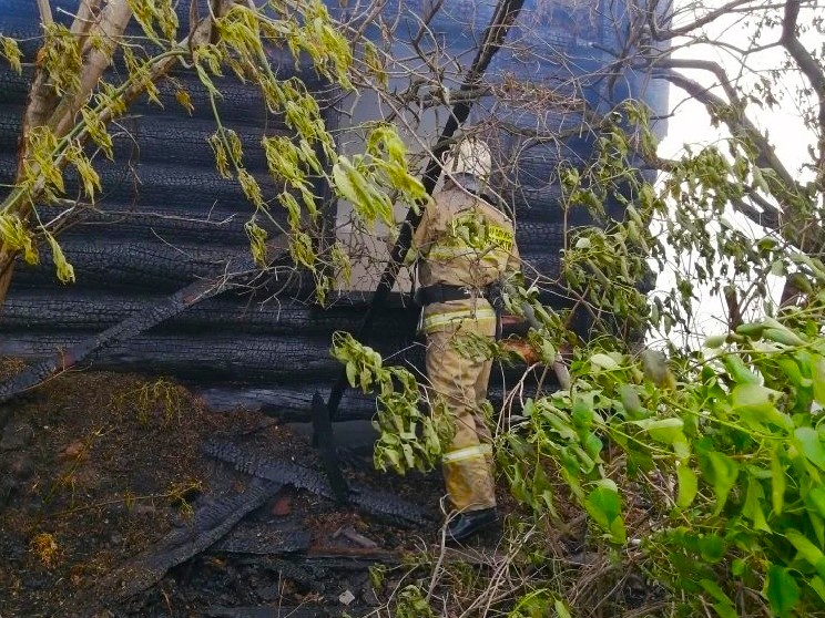 В Богатовском районе за дежурные сутки произошли два пожара