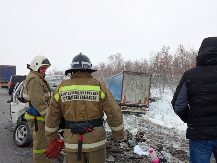 Два дорожно-транспортных происшествия произошли вчера в Большеглушицком районе