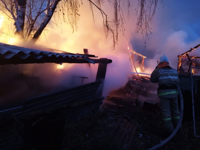 Вчера в Шигонском районе горели дом и надворные постройки