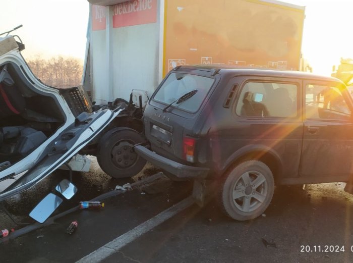 В Красноярском районе сегодня произошло столкновение трех автомобилей