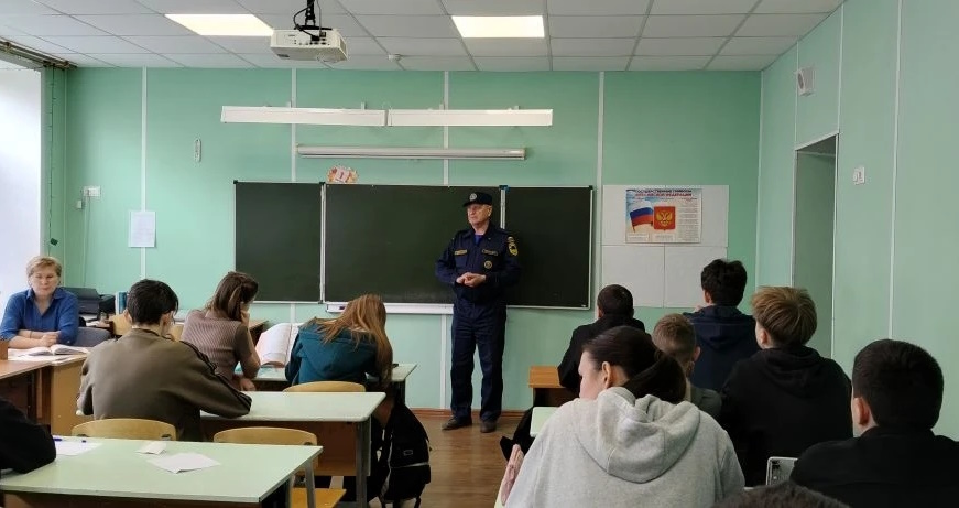 В преддверии 377-й годовщины пожарной охраны России 