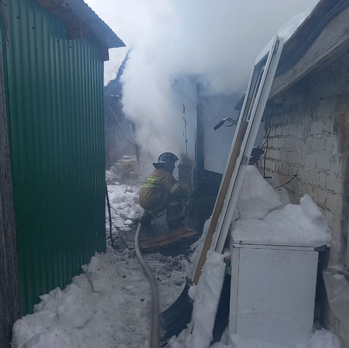 Пожар в поселке Серноводск