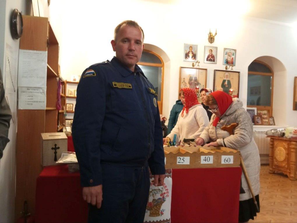 В ночь с 6 на 7 января на мероприятиях, связанных с празднованием Рождества Христова, наши специалисты обеспечили безопасность в Шигонском, Исаклинском, Елховском и Борском районах