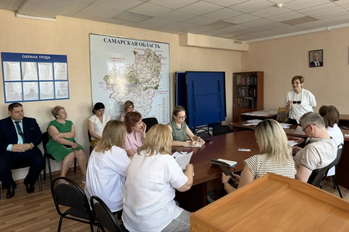 Представители регионального ГКУ «Центр по делам ГО, ПБ и ЧС» приняли участие в консультационной встрече с представителями негосударственного пенсионного фонда