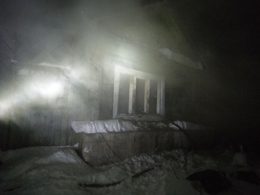 В селе Новодевичье Шигонского района наши огнеборцы оперативно ликвидировали возгорание дома