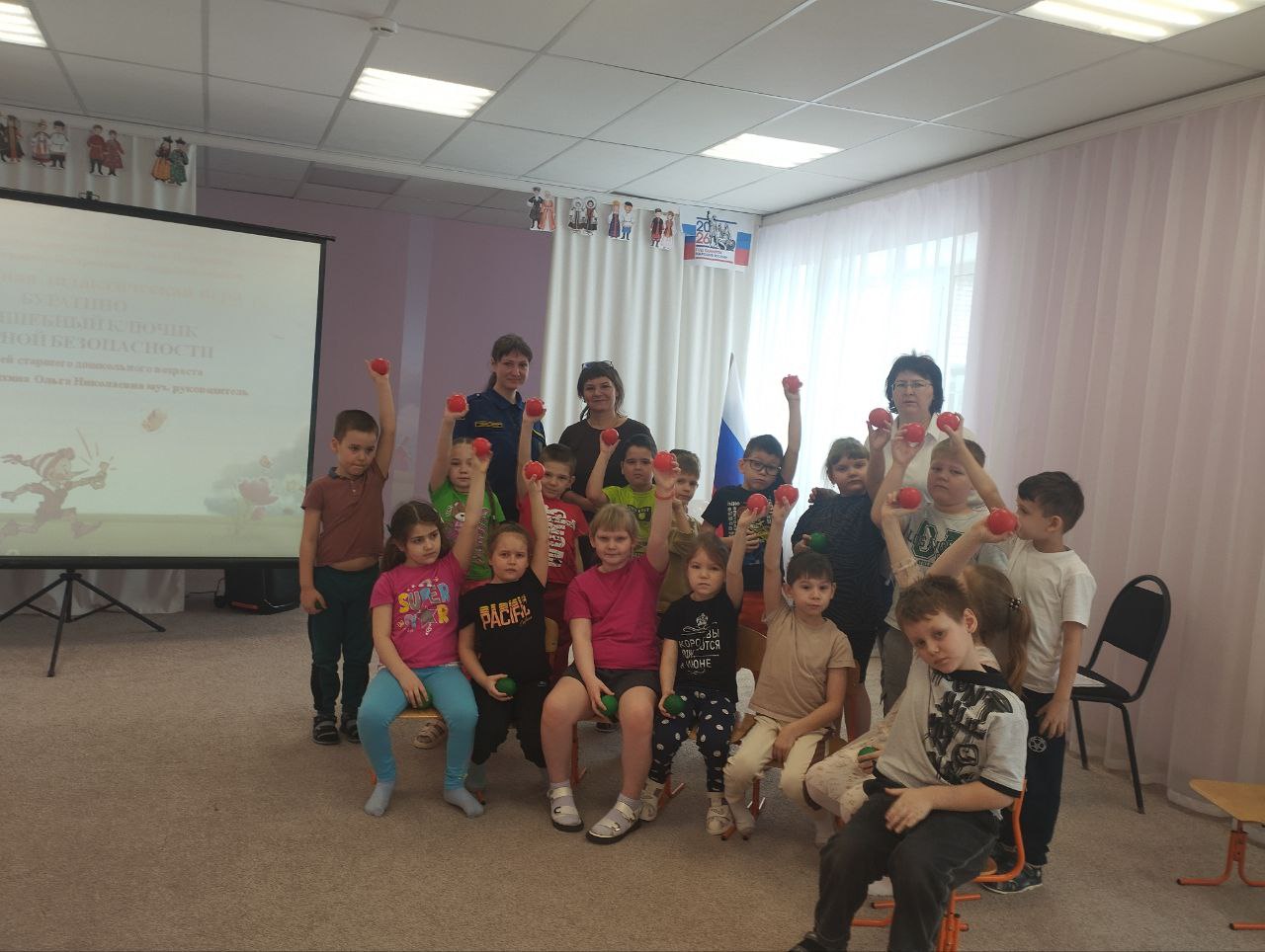 Тематические занятия для самых маленьких жителей Пестравского района