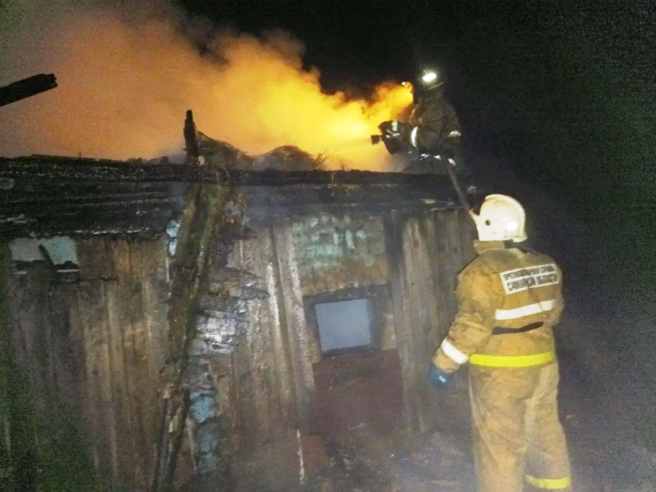 В выходные дни пожар и ДТП произошли в Похвистневском районе