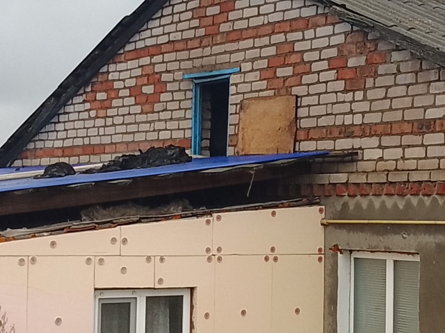 Огнеборцы Отряда № 42 участвовали в ликвидации возгорания крыши дома в Челно-Вершинском районе