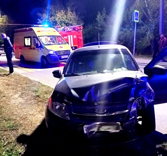 Два автомобиля столкнулись сегодня ночью в городском округе Октябрьске 