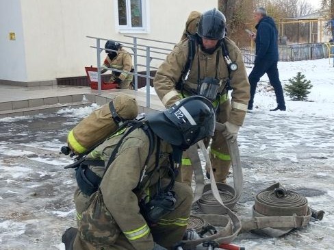 Контрольно-проверочное пожарно-тактическое учение в Приволжском районе