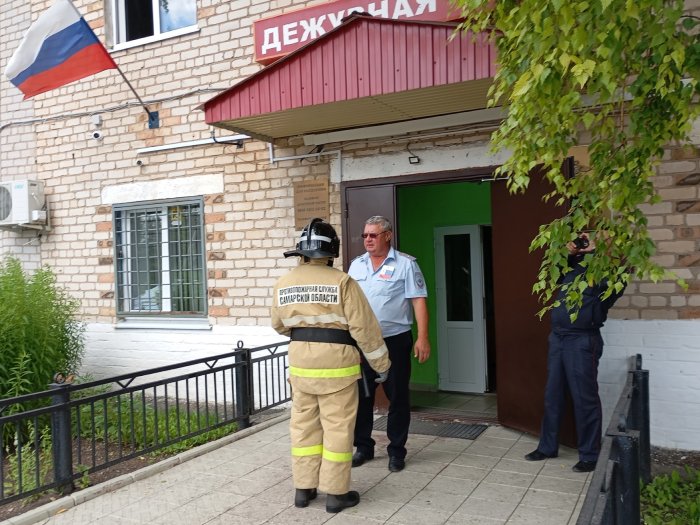 В Исаклинском и Большечерниговском районах прошли совместные пожарно-тактические учения