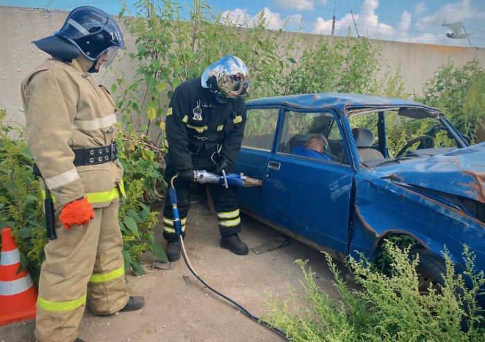 В Безенчукском районе прошли тактико – специальные учения по ликвидации последствий дорожно – транспортных происшествий