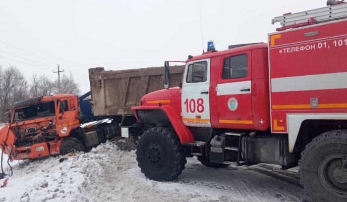 В Кинель-Черкасском районе произошла дорожная авария