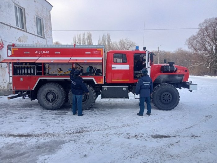 На вооружение противопожарной службы Самарской области поступили еще 3 новеньких пожарных автомобиля