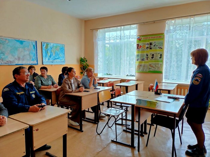Групповые инструктажи по пожарной безопасности в Хворостянском районе проводятся регулярно