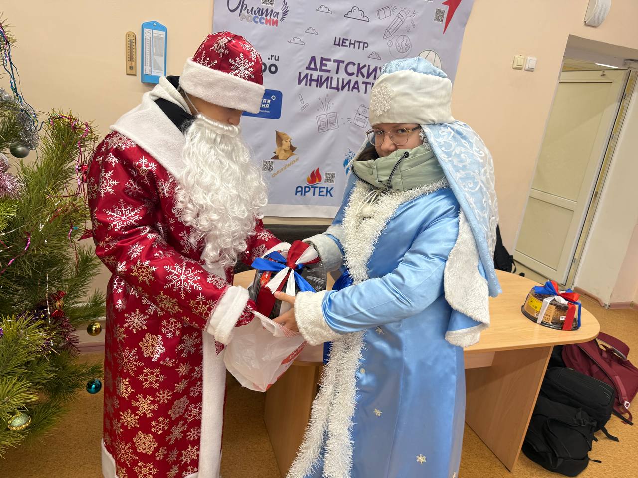 Новогодние поздравления от активистов «Движения Первых»